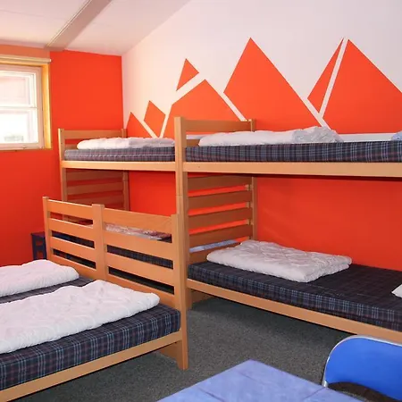 Downtown - Unique Simple Central Hostel Γκρίντελβαλντ