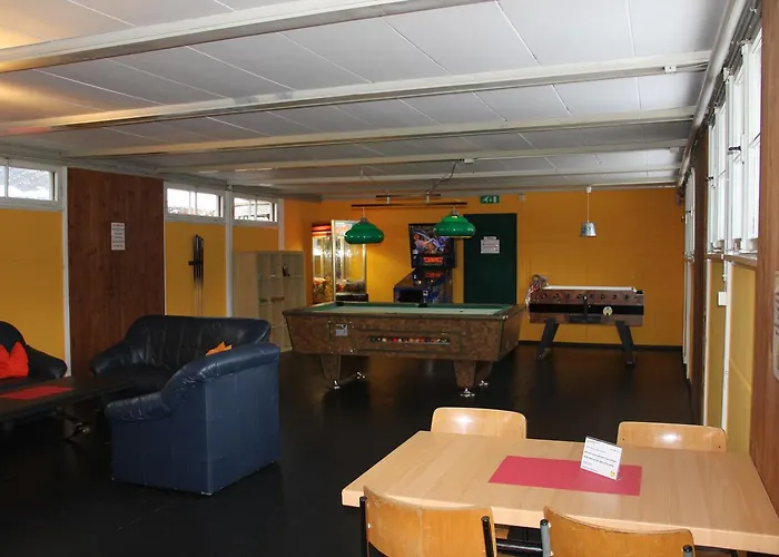 Hostel Downtown - Unique Simple Central *