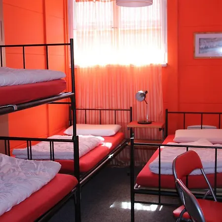 Downtown - Unique Simple Central 그린델발트