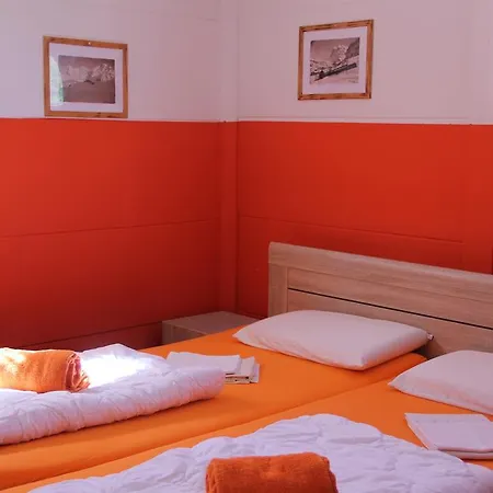 호스텔 Downtown - Unique Simple Central