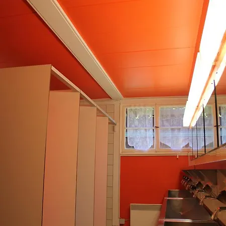 Downtown - Unique Simple Central Hostel *