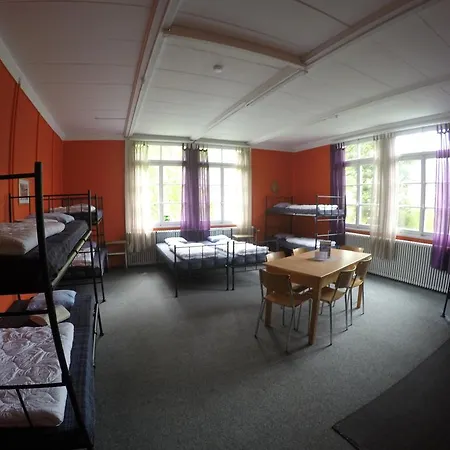 Downtown - Unique Simple Central Hostel *