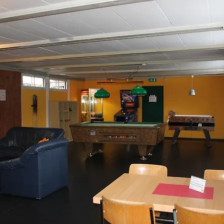 Hostel Downtown - Unique Simple Central *