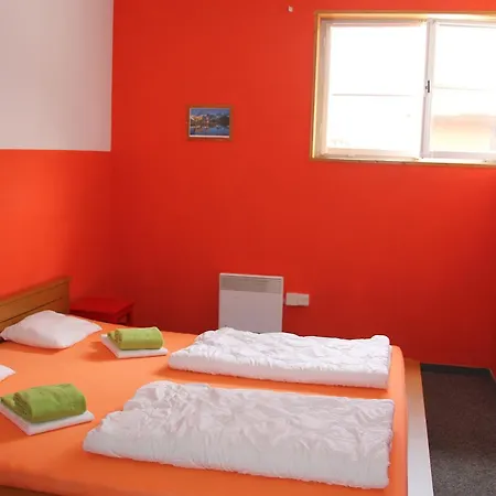 Downtown - Unique Simple Central Hostel Grindelwald