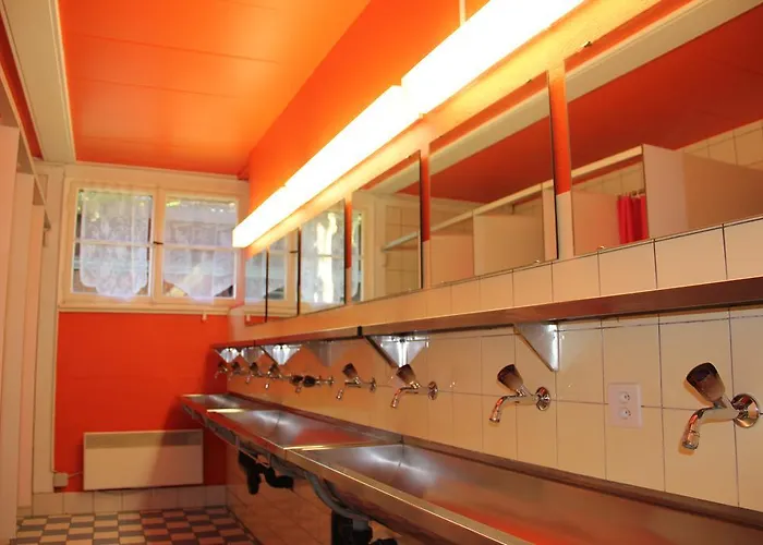 Downtown - Unique Simple Central Ostello Grindelwald