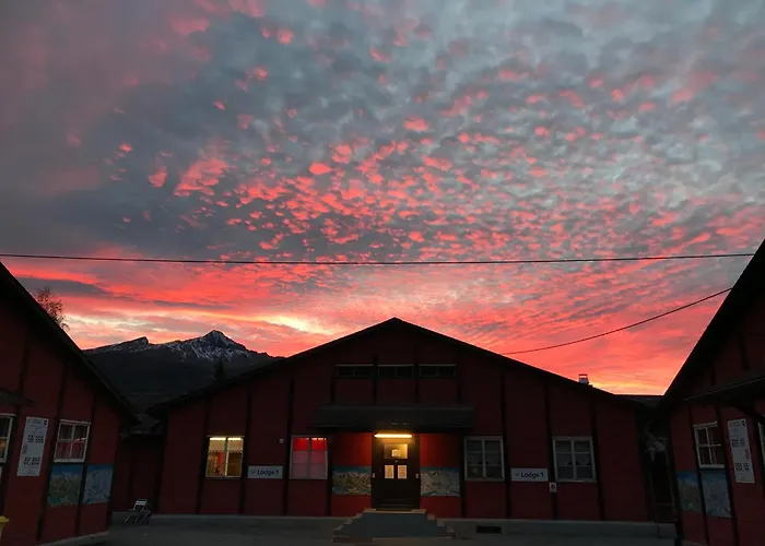 Downtown - Unique Simple Central Ostello