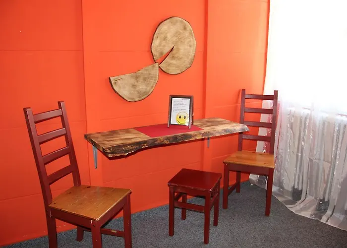 Downtown - Unique Simple Central Ostello